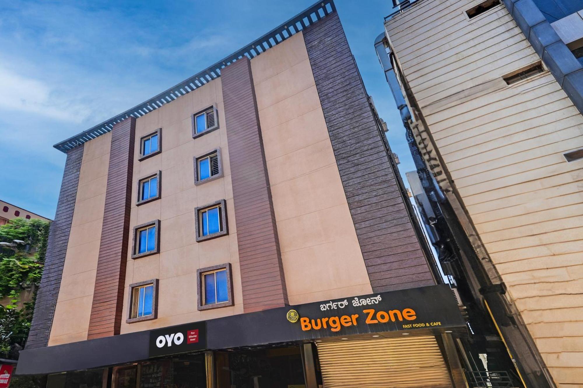 OYO 10475 Pmr Hotel Bangalore Buitenkant foto